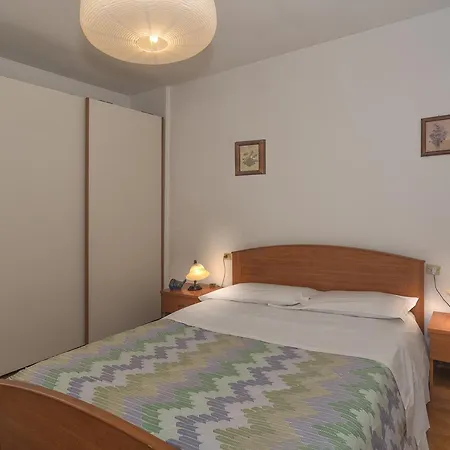 Cisanello Teresa Apartment